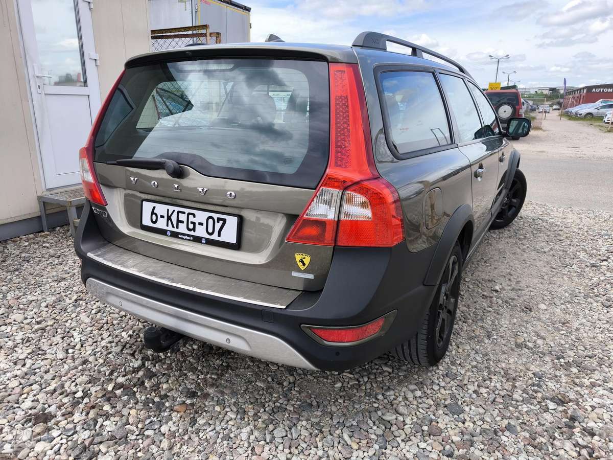 Volvo XC70, 2.4 l., Универсал