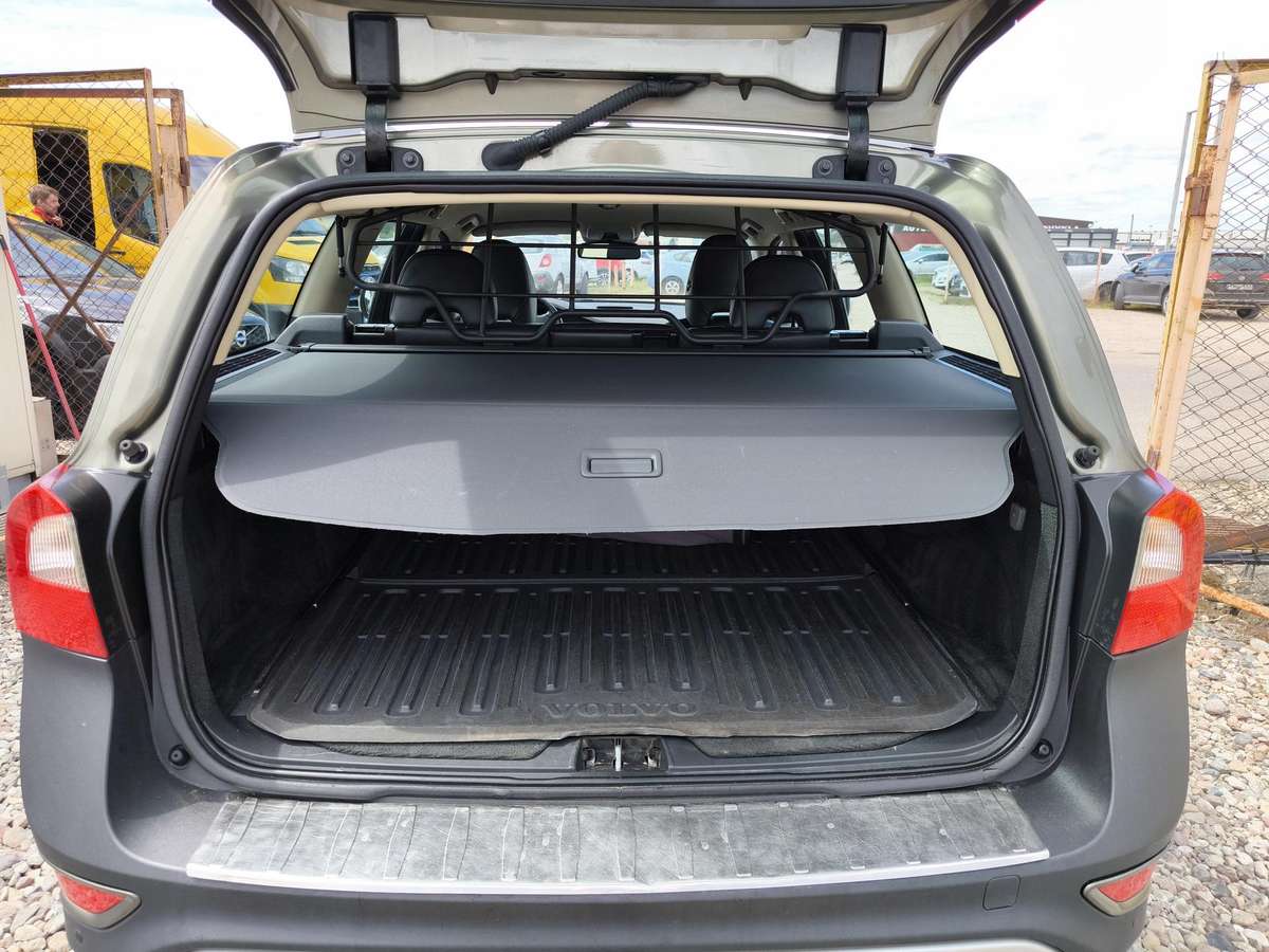 Volvo XC70, 2.4 l., Универсал