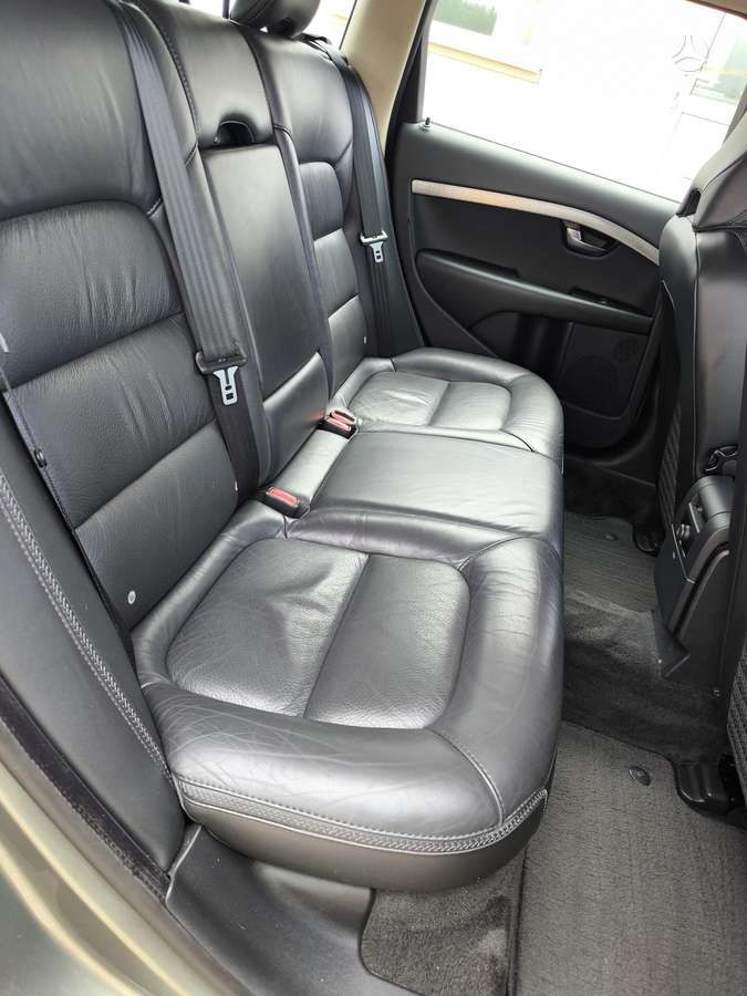 Volvo XC70, 2.4 l., Универсал