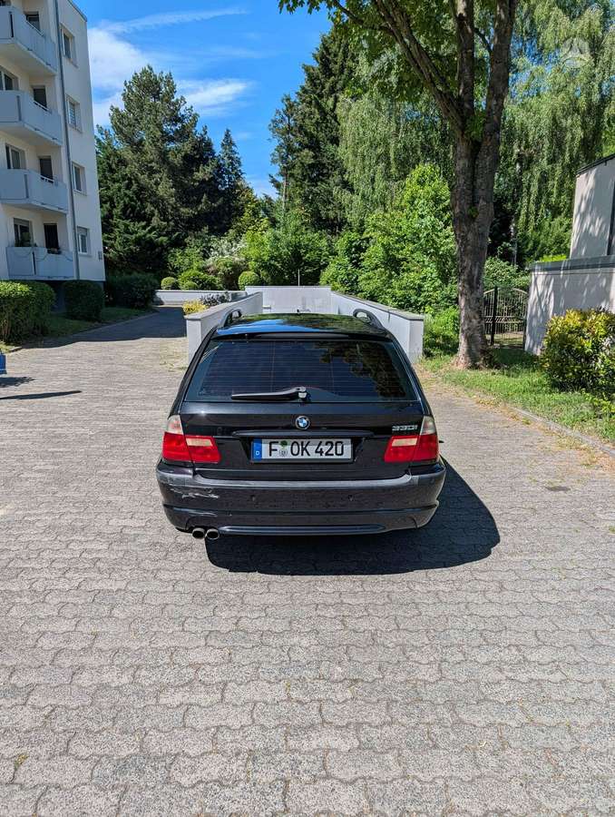 BMW 330, 3.0 l., wagon