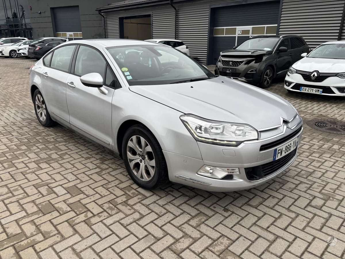 Citroen C5, 1.6 l., Седан