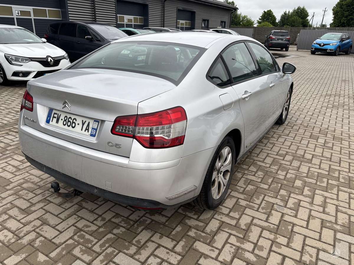 Citroen C5, 1.6 l., Седан