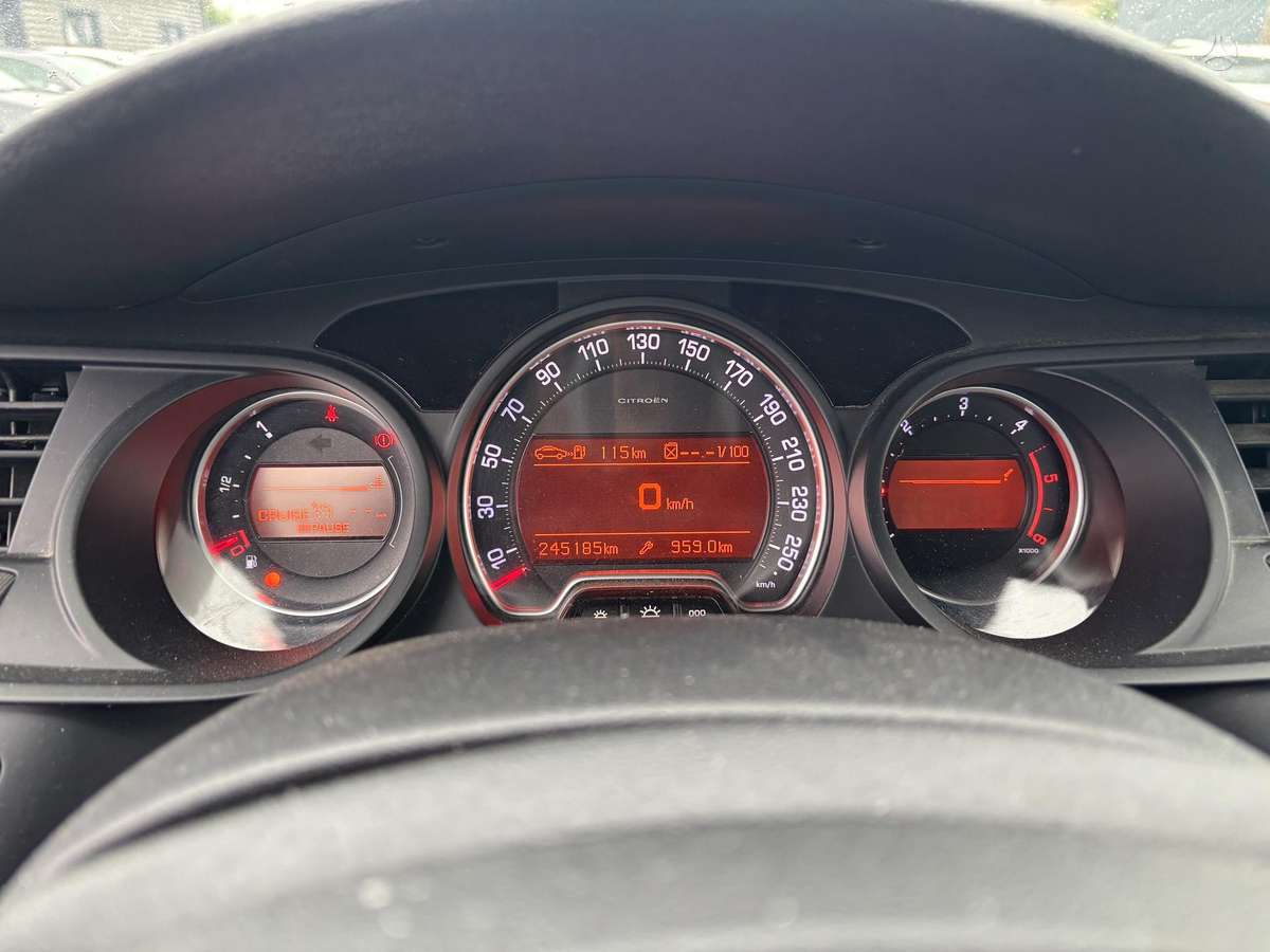 Citroen C5, 1.6 l., Седан