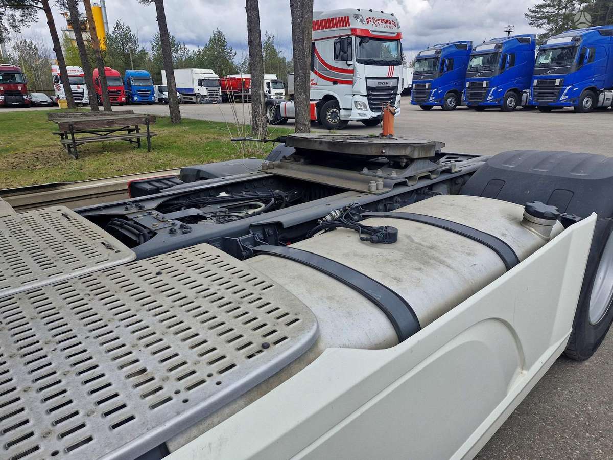 DAF XF480, 2 спальных места