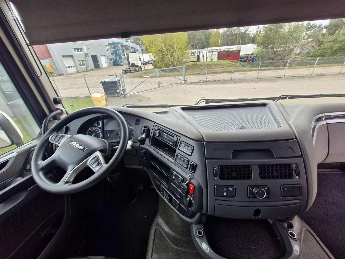 DAF XF480, double sleeper