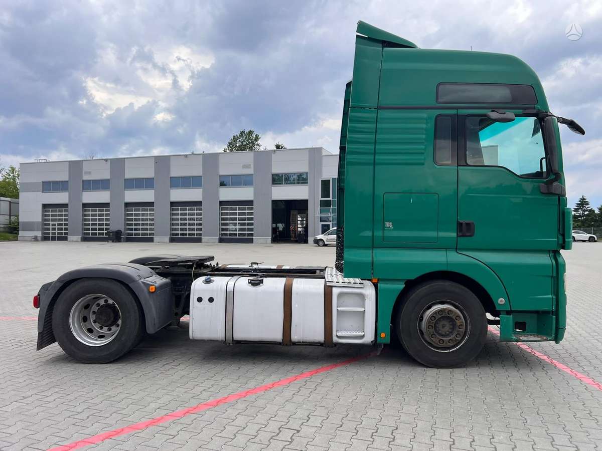 MAN TGX 18.440 XXL, double sleeper