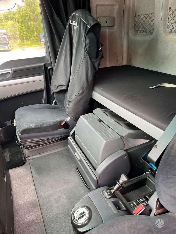 MAN TGX 18.440 XXL, double sleeper