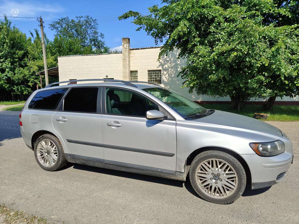 Volvo V50 - 3