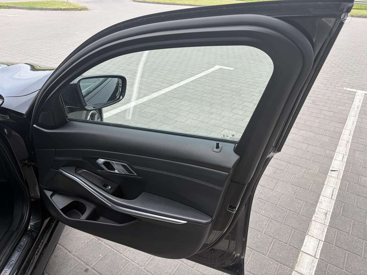 BMW 320, 2.0 l., Универсал