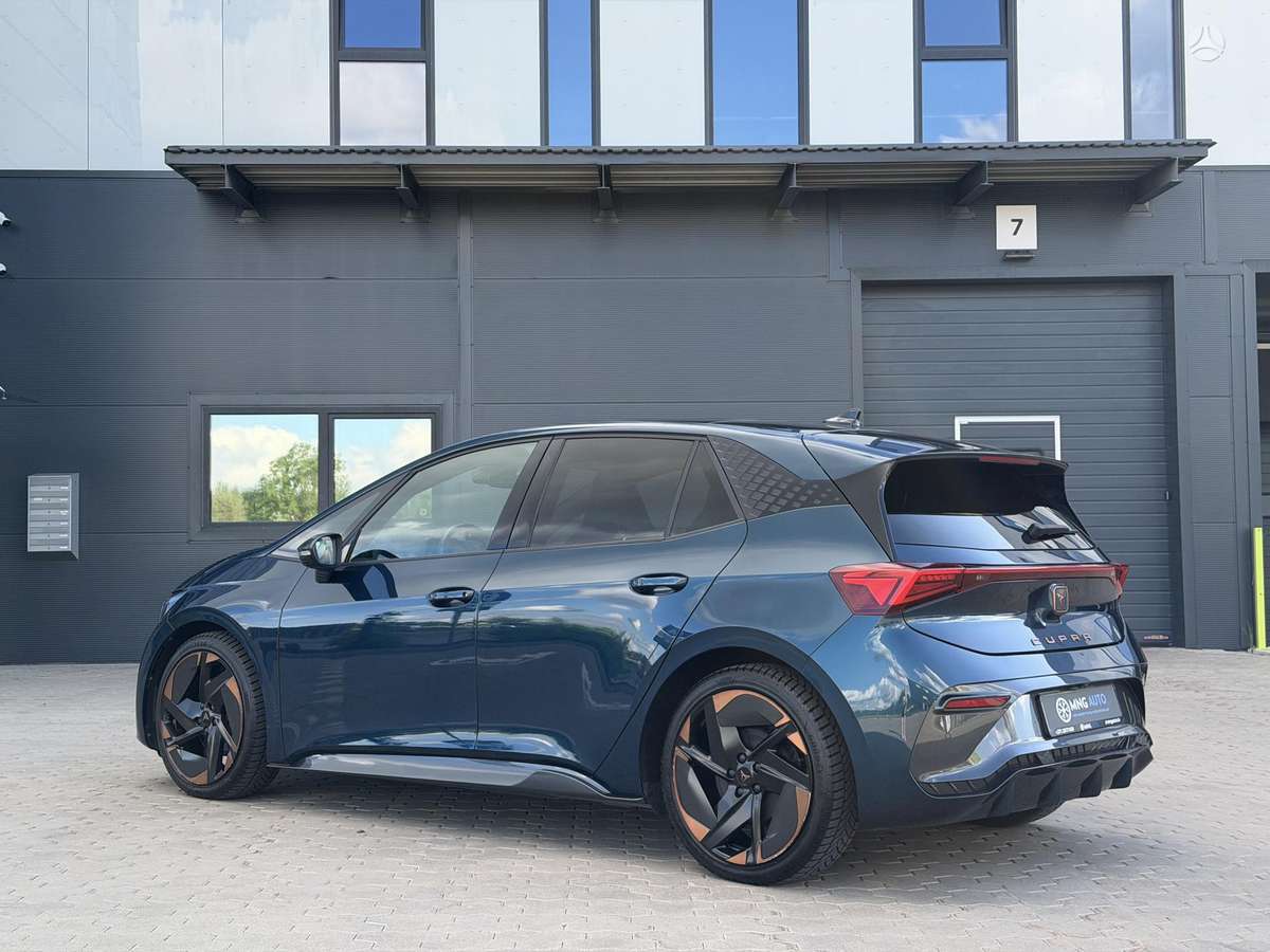Cupra Born, 62 kWh, hatchback