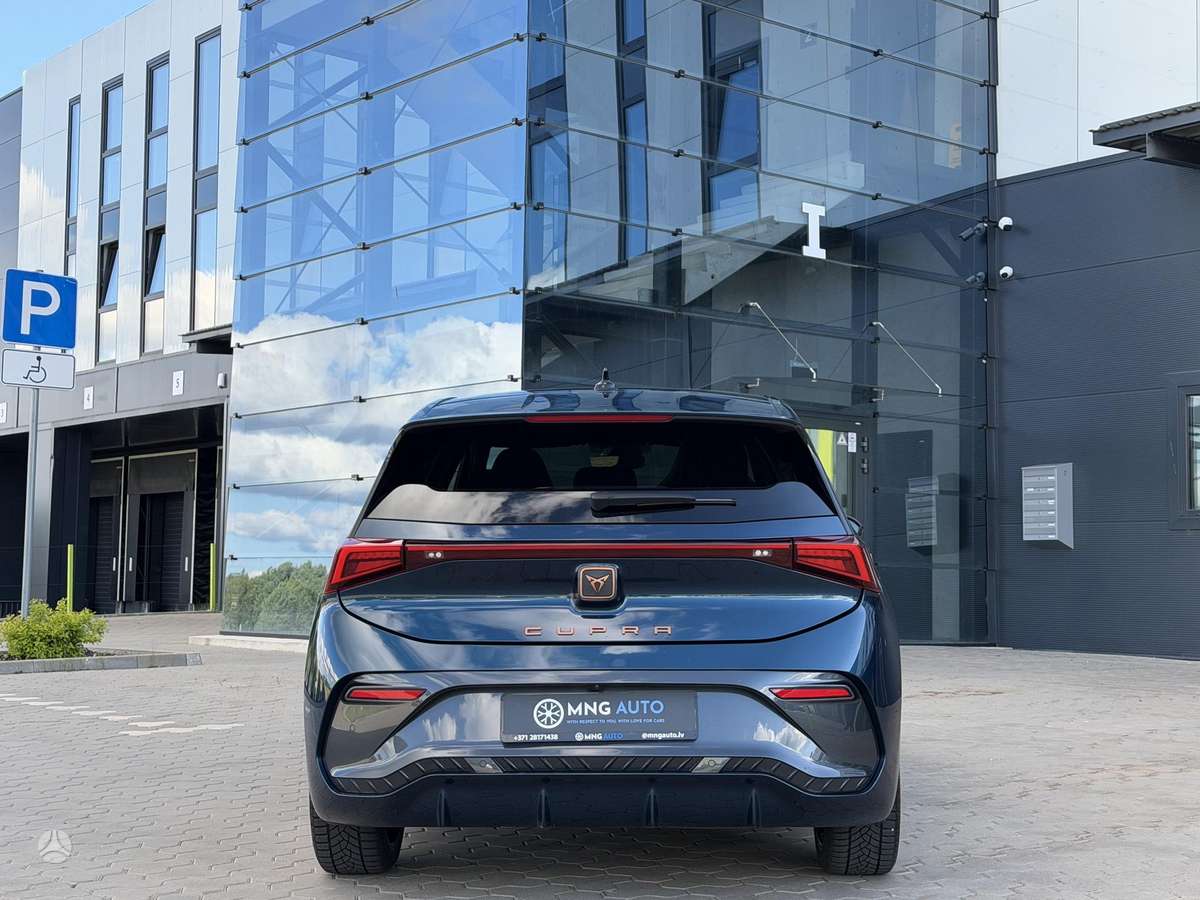 Cupra Born, 62 kWh, hatchback