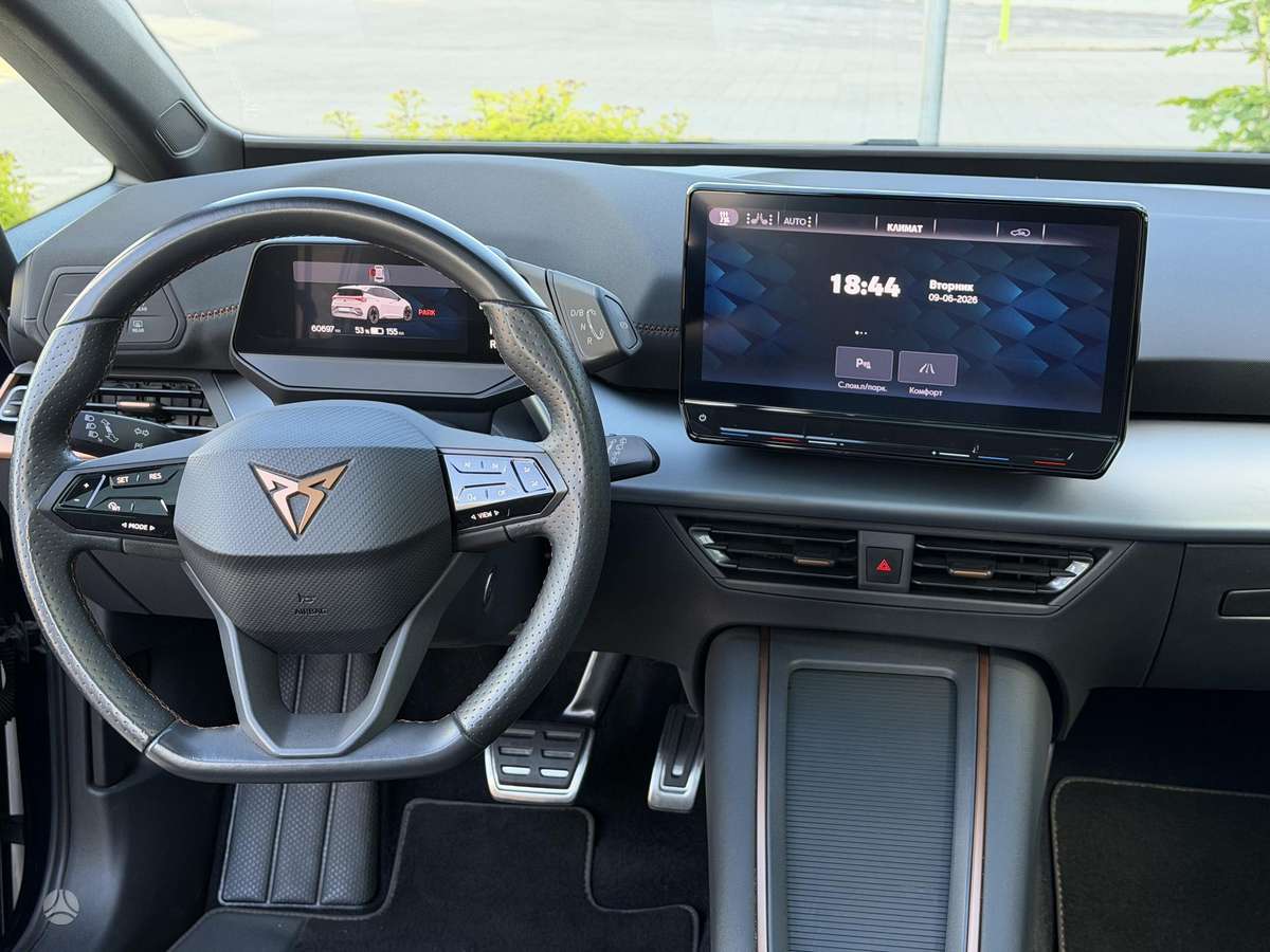 Cupra Born, 62 kWh, hatchback