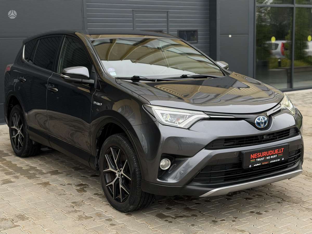 Toyota RAV4 - 5