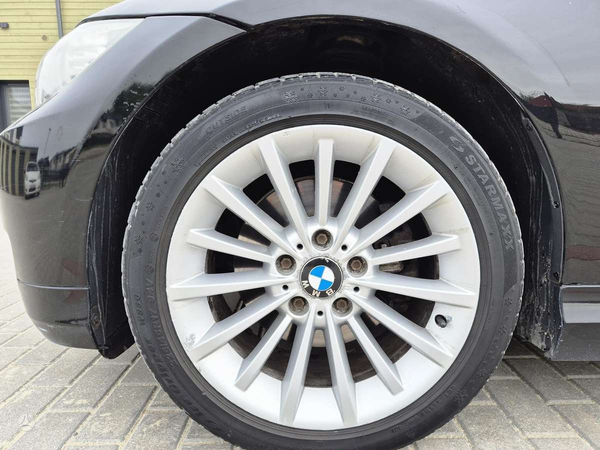 BMW 320, 2.0 l., wagon