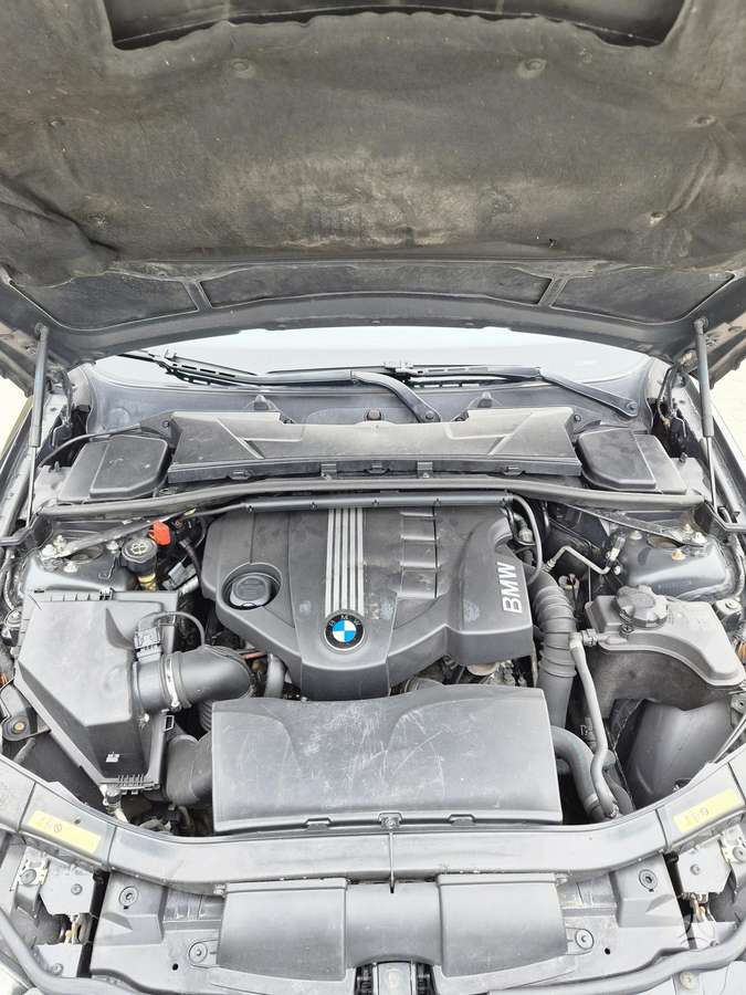 BMW 320, 2.0 l., wagon