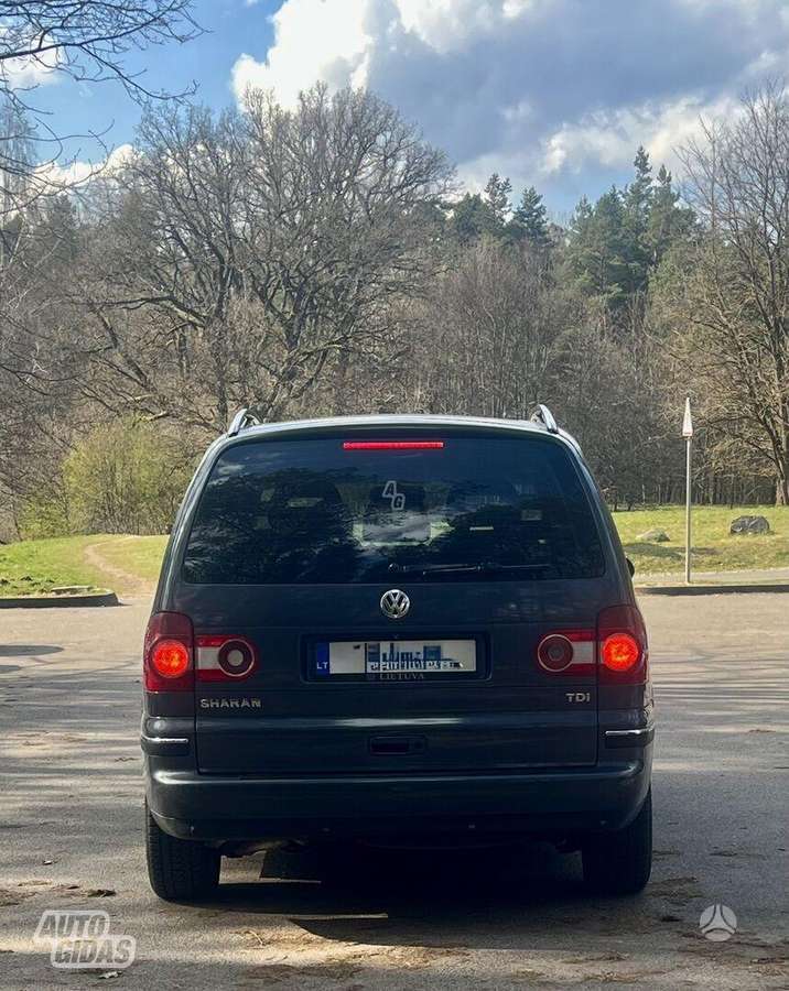 Volkswagen Sharan - 4