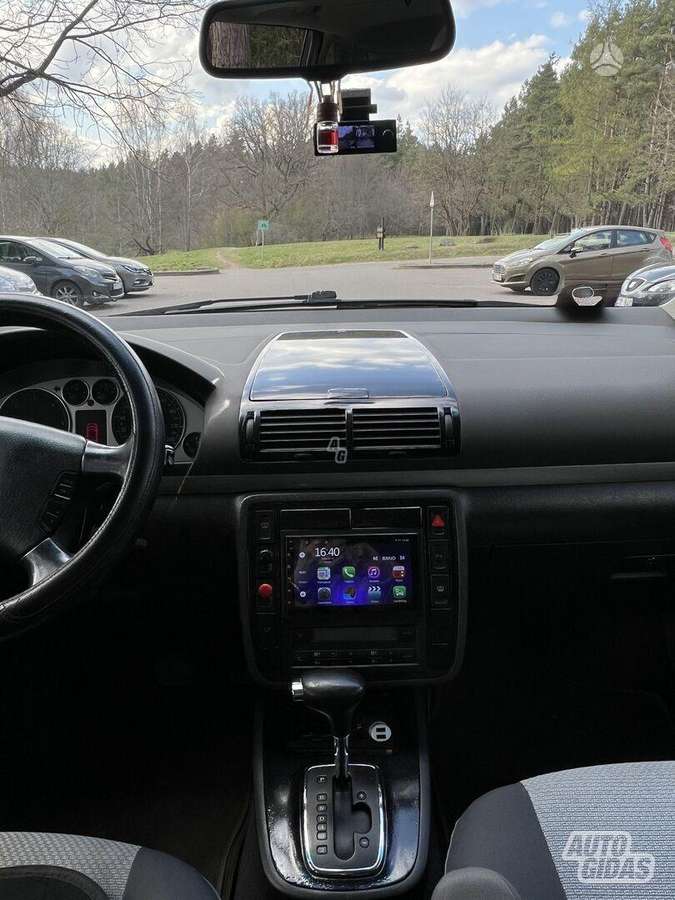 Volkswagen Sharan - 5
