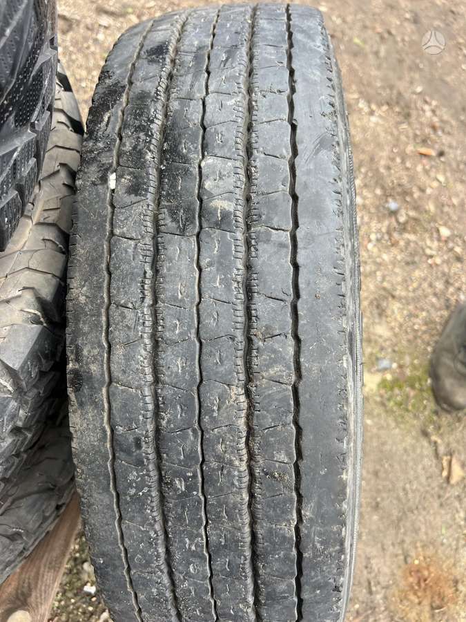 Semperit, universalios 215/75 R17,5