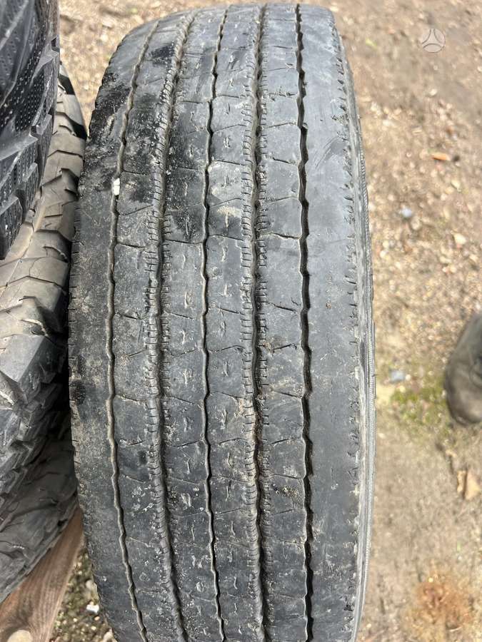 Semperit, всесезонные 215/75 R17,5