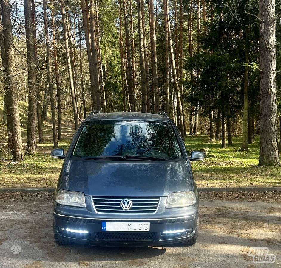 Volkswagen Sharan - 3