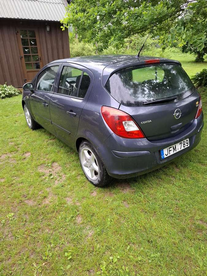 Opel Corsa, 1.3 l., Хэтчбек
