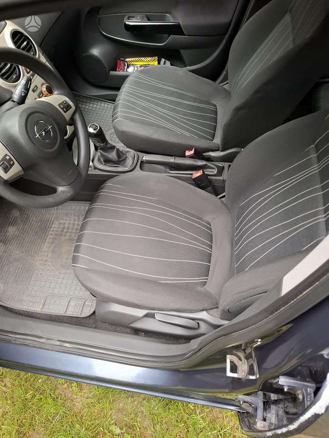 Opel Corsa, 1.3 l., hatchback