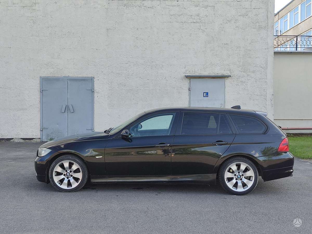 BMW 320, wagon