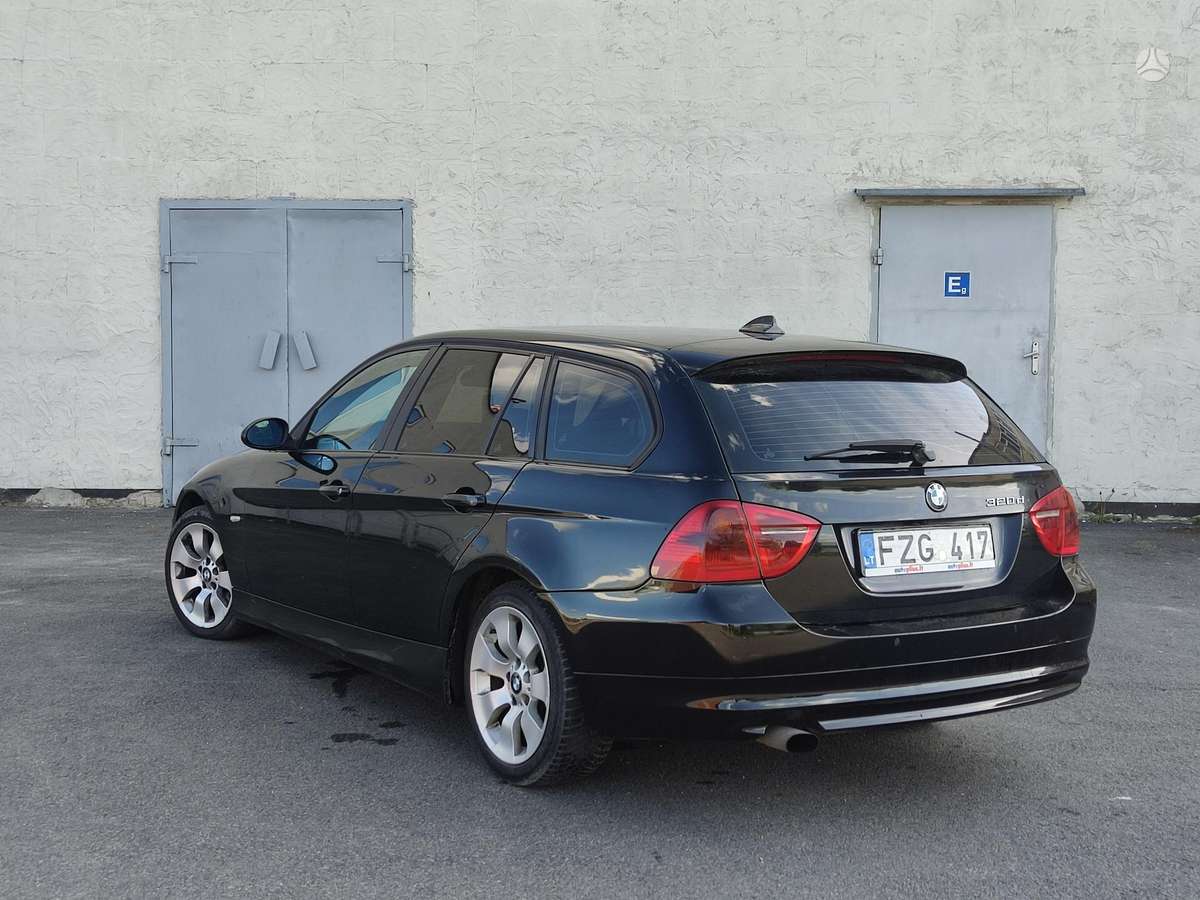 BMW 320, wagon