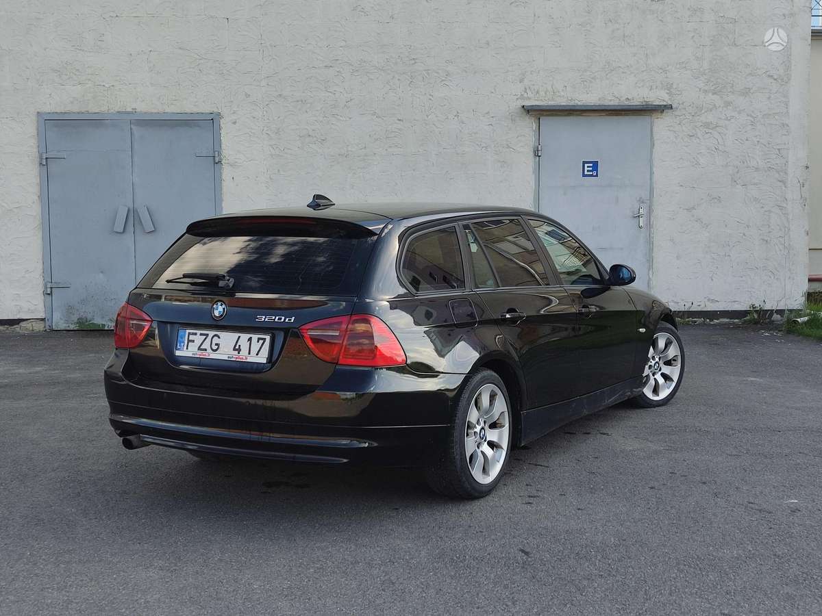 BMW 320, wagon
