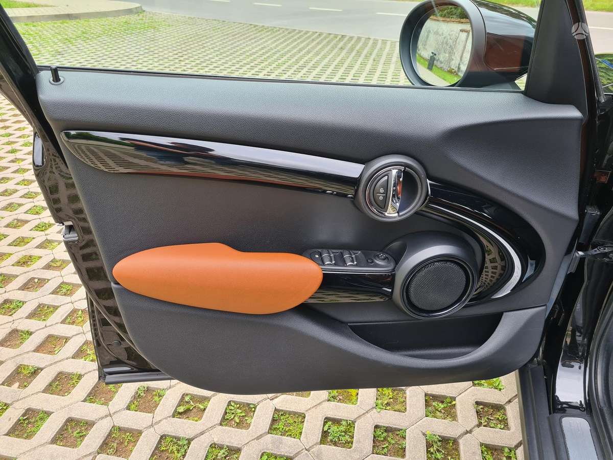 Mini Cooper, 1.5 l., Хэтчбек