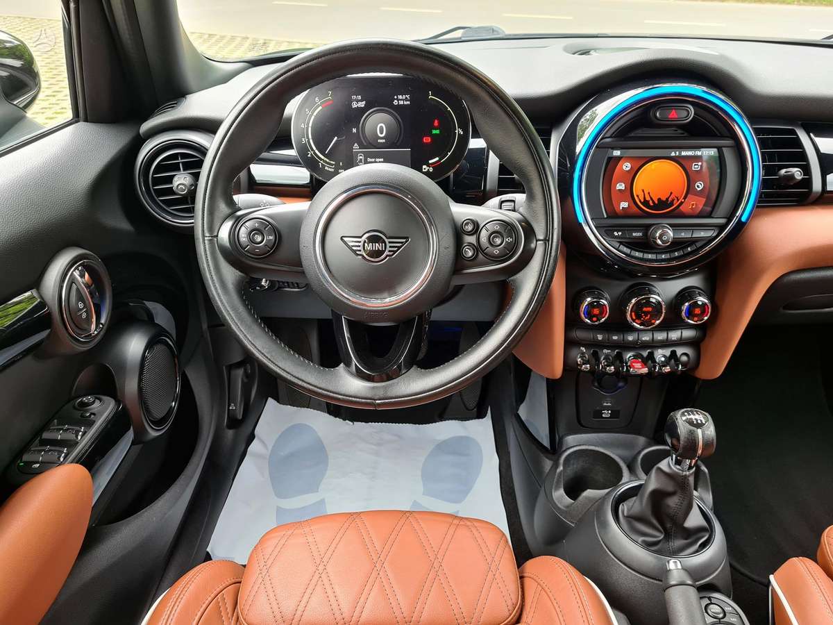 Mini Cooper, 1.5 l., Хэтчбек