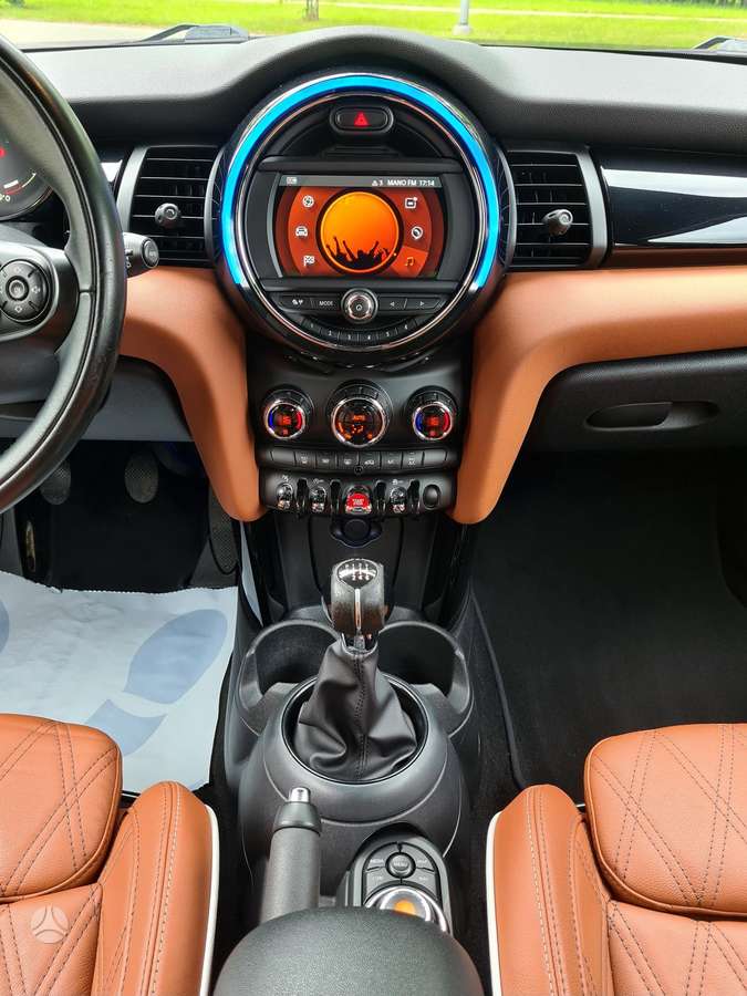 Mini Cooper, 1.5 l., Хэтчбек