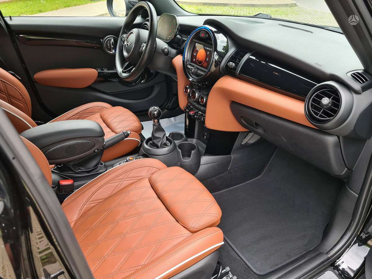 Mini Cooper, 1.5 l., Хэтчбек