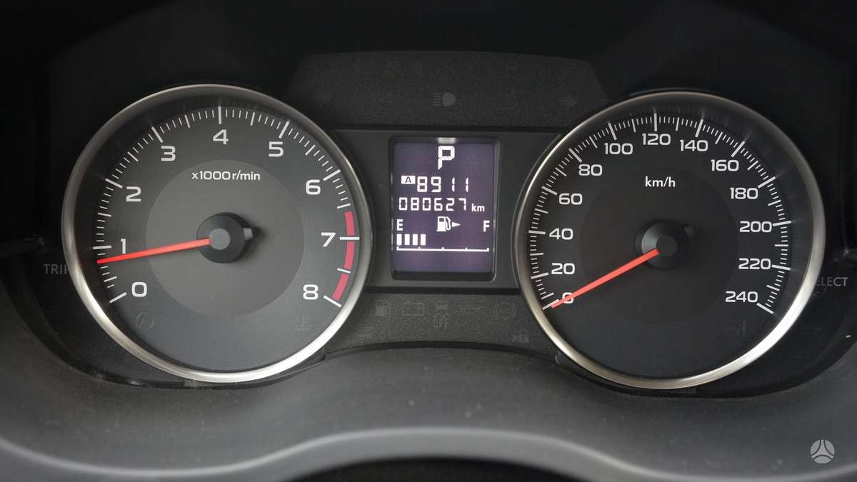 Subaru XV, 2.0 l., Хэтчбек