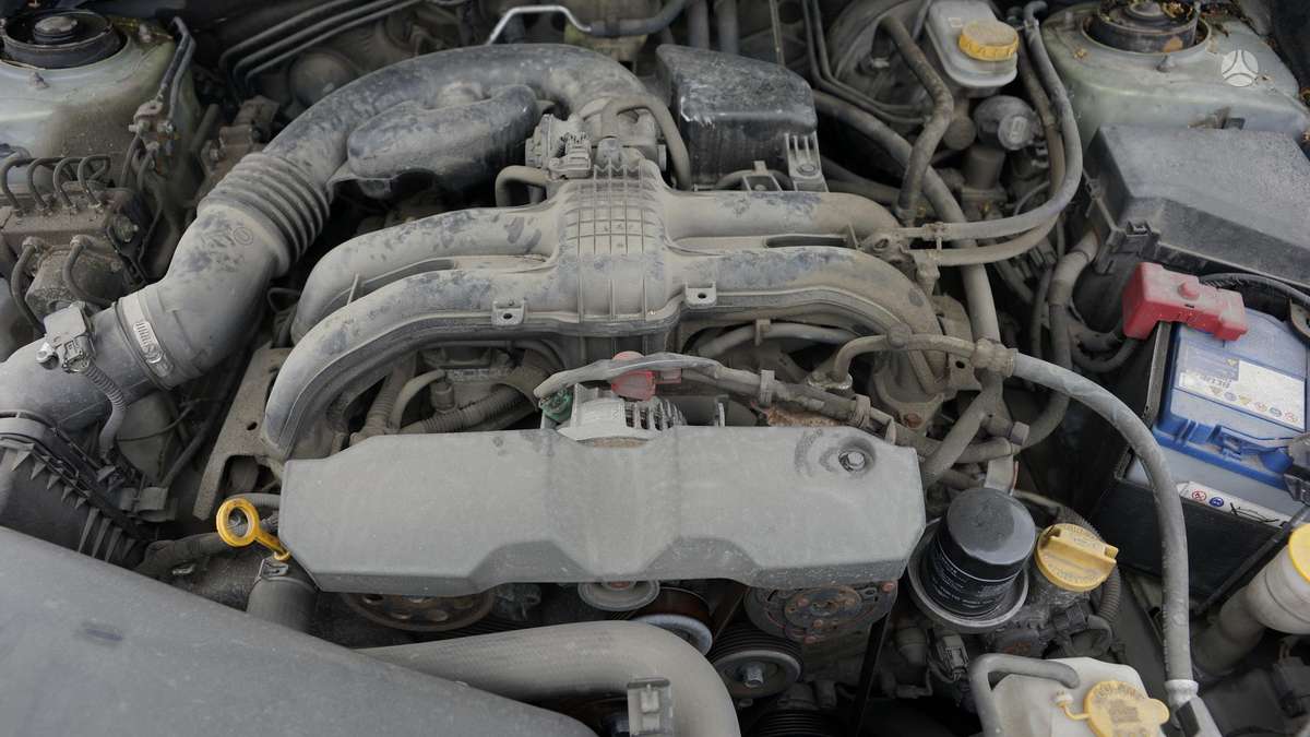 Subaru XV, 2.0 l., Хэтчбек