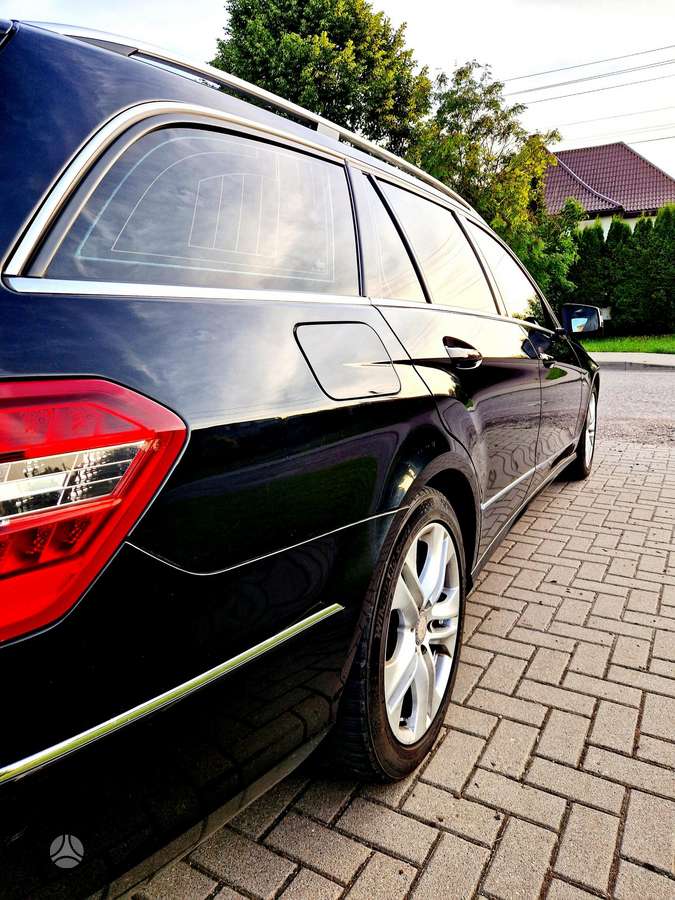 Mercedes-Benz E200, 2.1 l., Универсал