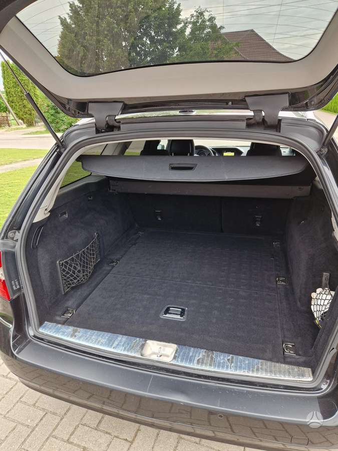 Mercedes-Benz E200, 2.1 l., Универсал