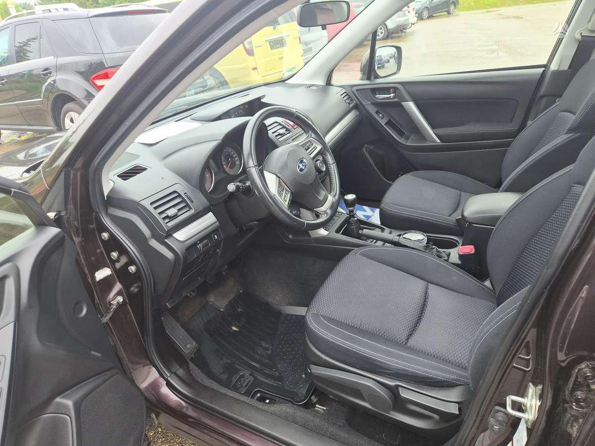 Subaru Forester - 12