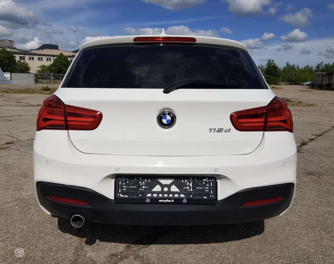 BMW 116, 1.5 l., hatchback