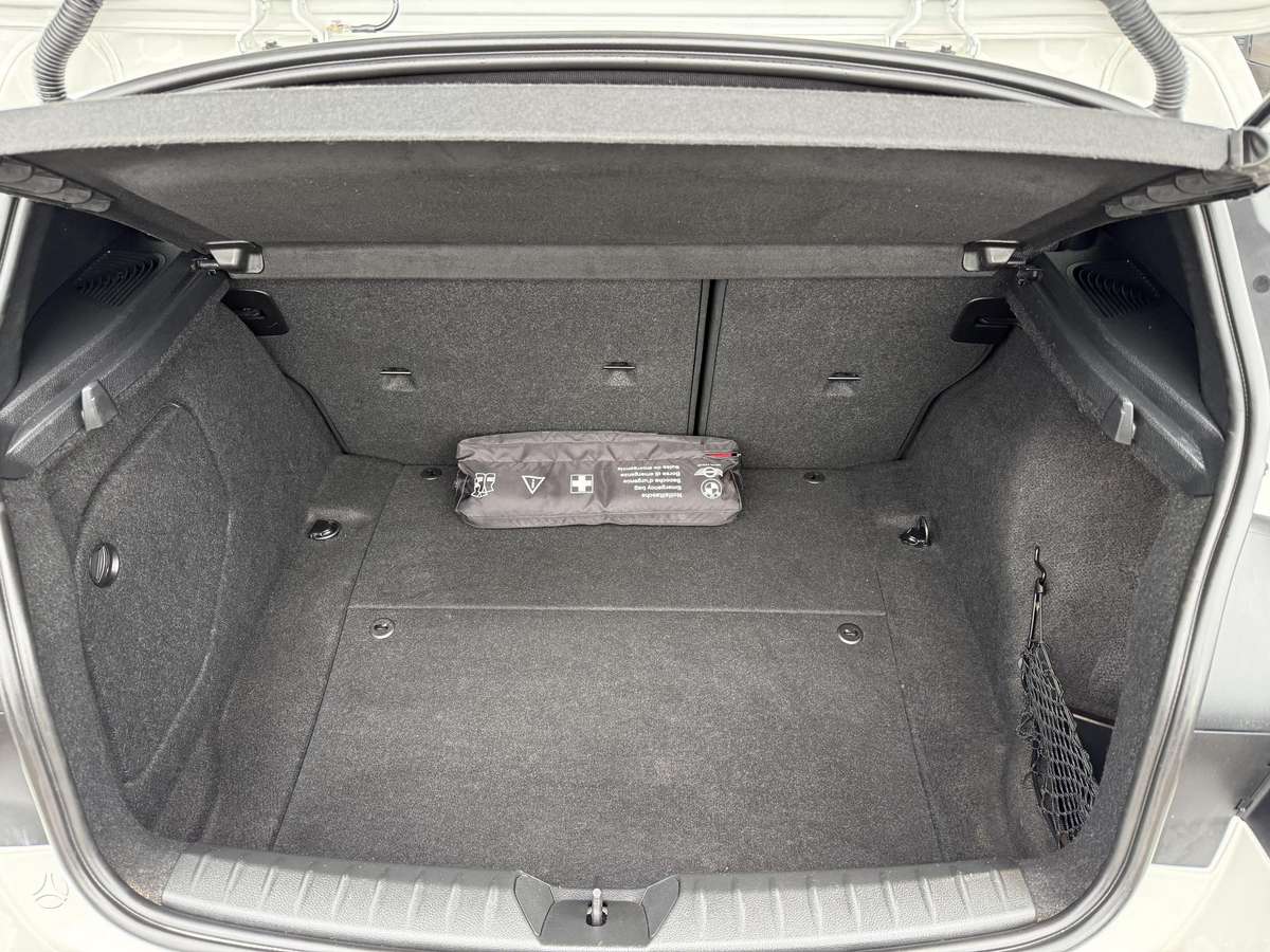 BMW 116, 1.5 l., hatchback