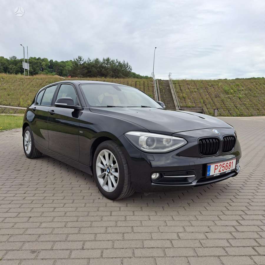 BMW 118, 2.0 l., hečbekas