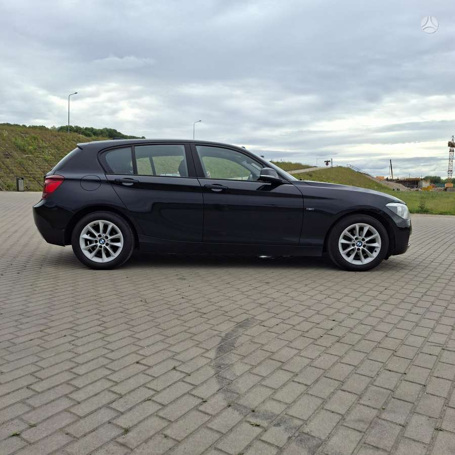 BMW 118, 2.0 l., Хэтчбек