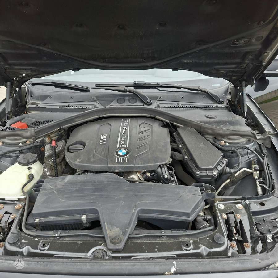 BMW 118, 2.0 l., hečbekas
