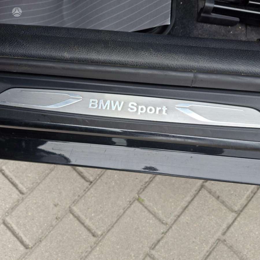 BMW 118, 2.0 l., hečbekas