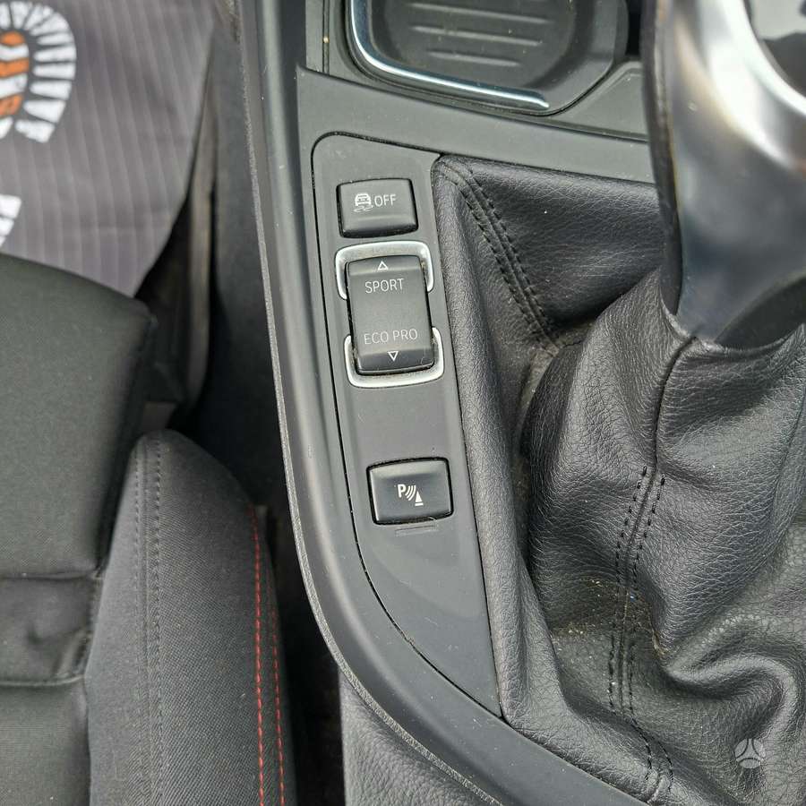 BMW 118, 2.0 l., hečbekas