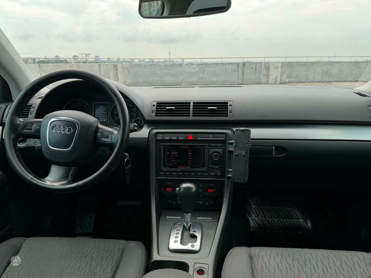 Audi A4, 2.0 l., Универсал