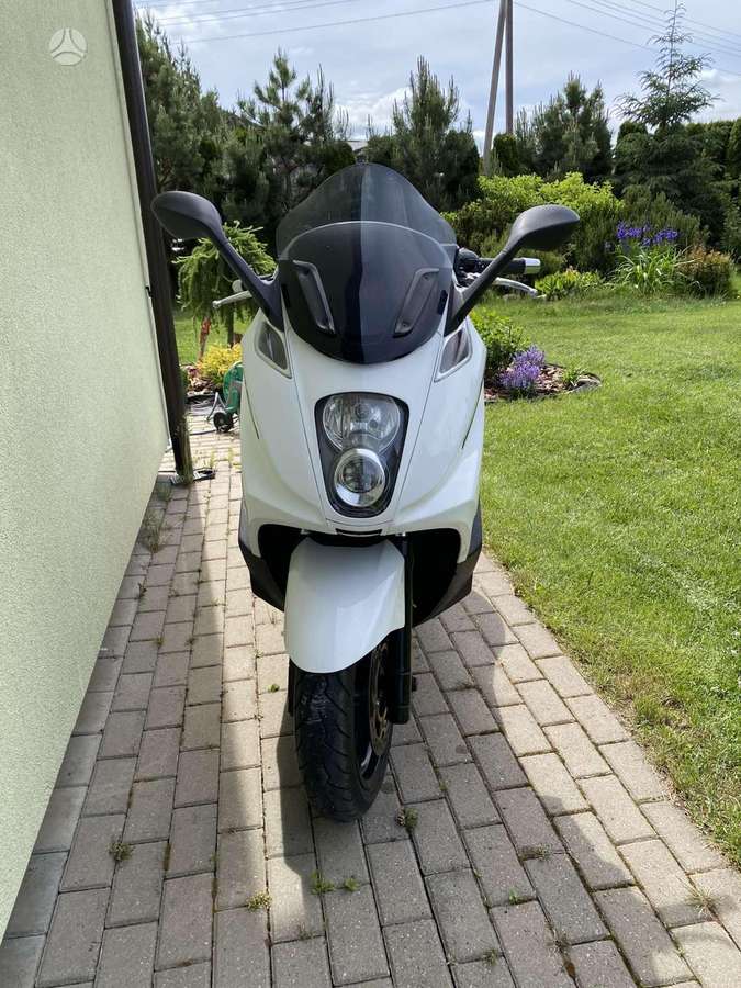 Gilera GP 800 839cc, scooters / mopeds