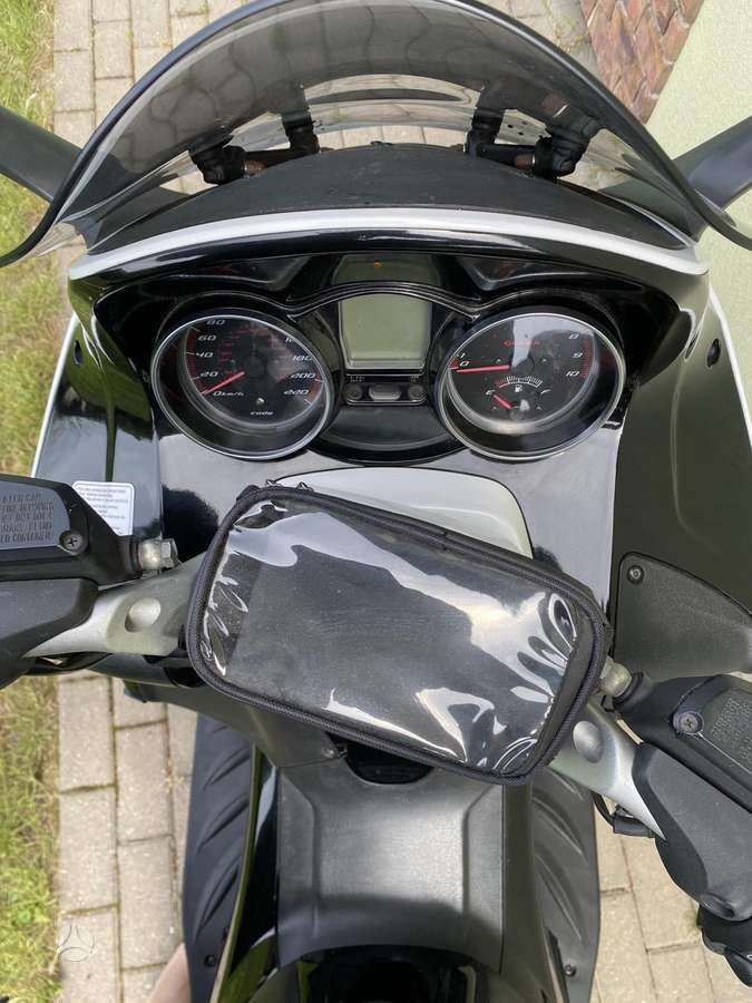 Gilera GP 800 839cc, scooters / mopeds