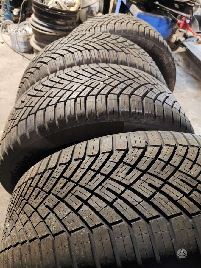 Continental, universalios 245/50 R18
