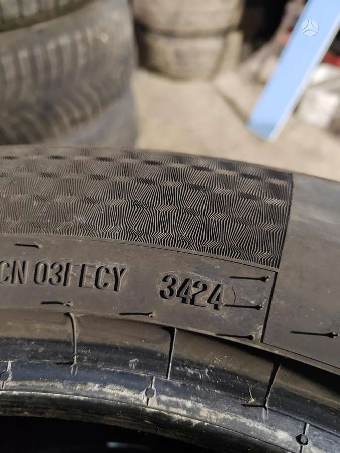 Continental, всесезонные 245/50 R18